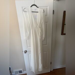 NWT Lulus long sleeve white dress / wedding dress